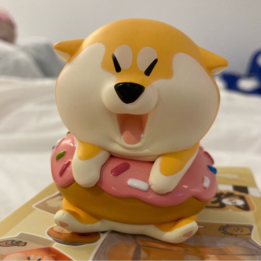corgi donut blind box toy
